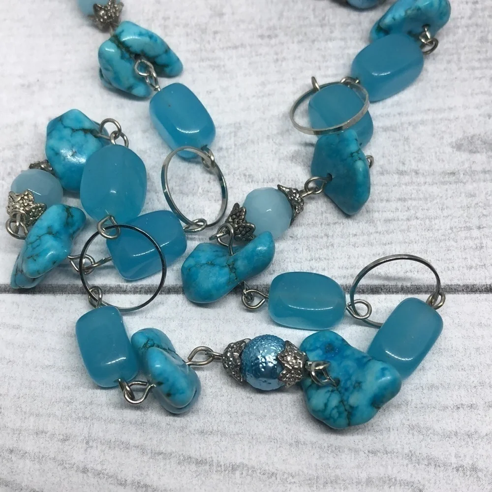 𝅺Turquoise blue beaded jewelry set necklace and bracelet boho trendy dressy.